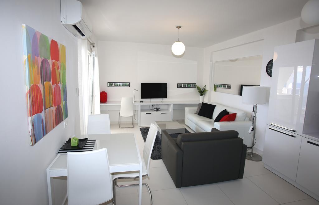 White Residence Luxury Apartments Saranda Dış mekan fotoğraf