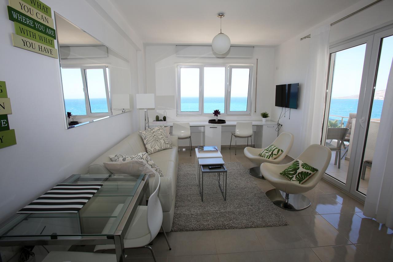 White Residence Luxury Apartments Saranda Dış mekan fotoğraf