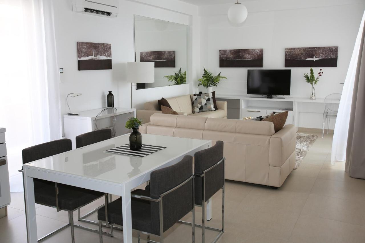 White Residence Luxury Apartments Saranda Dış mekan fotoğraf